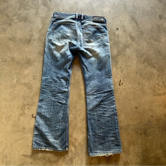 Diesel Jeans | Zathan Regular Bootcut | Distressed Button-Fly | Size 29 x 30 - Picture 7 of 16